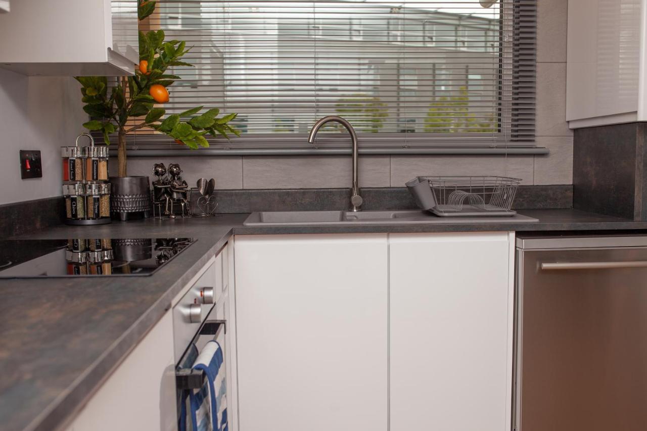Holyrood New Apartment Edinburg Exteriör bild
